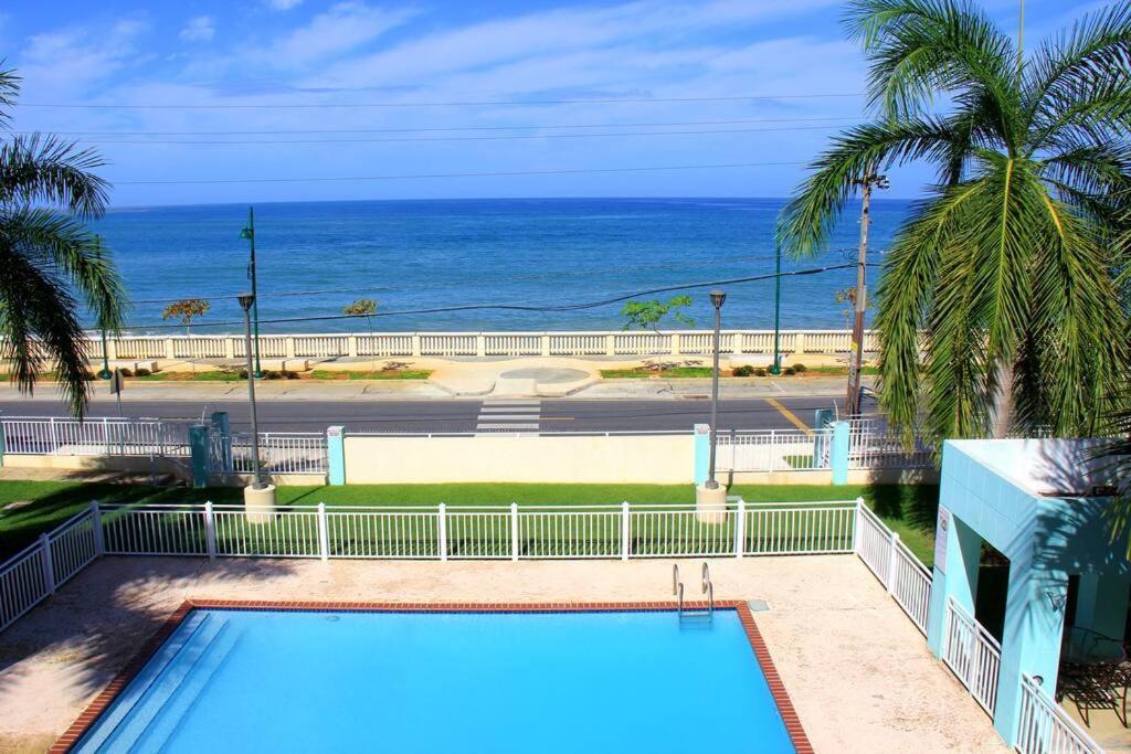 Summer All Year! Oceanfront With Pool A/C Aguadilla Eksteriør billede