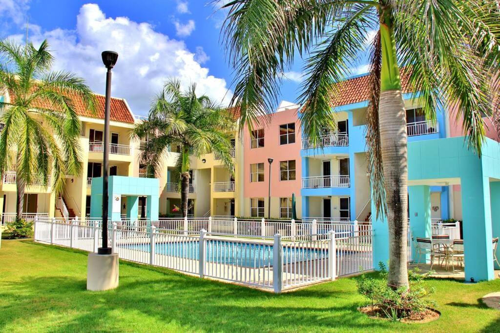 Summer All Year! Oceanfront With Pool A/C Aguadilla Eksteriør billede