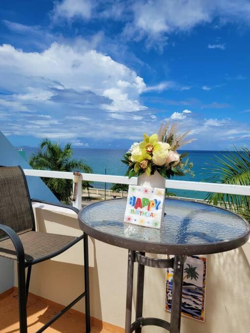 Summer All Year! Oceanfront With Pool A/C Aguadilla Eksteriør billede
