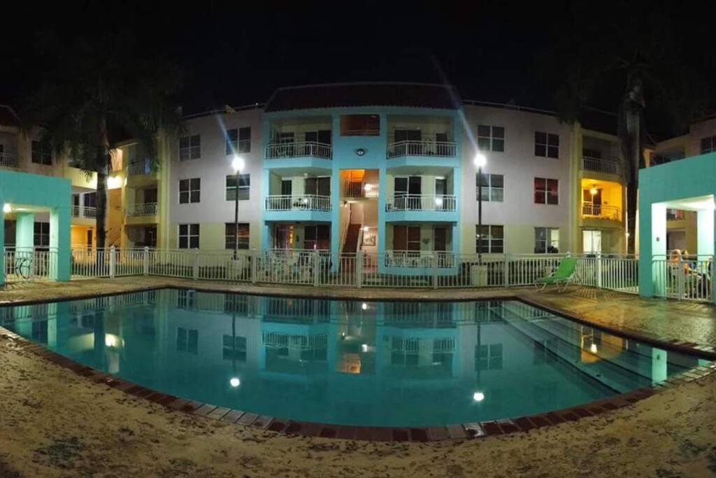Summer All Year! Oceanfront With Pool A/C Aguadilla Eksteriør billede